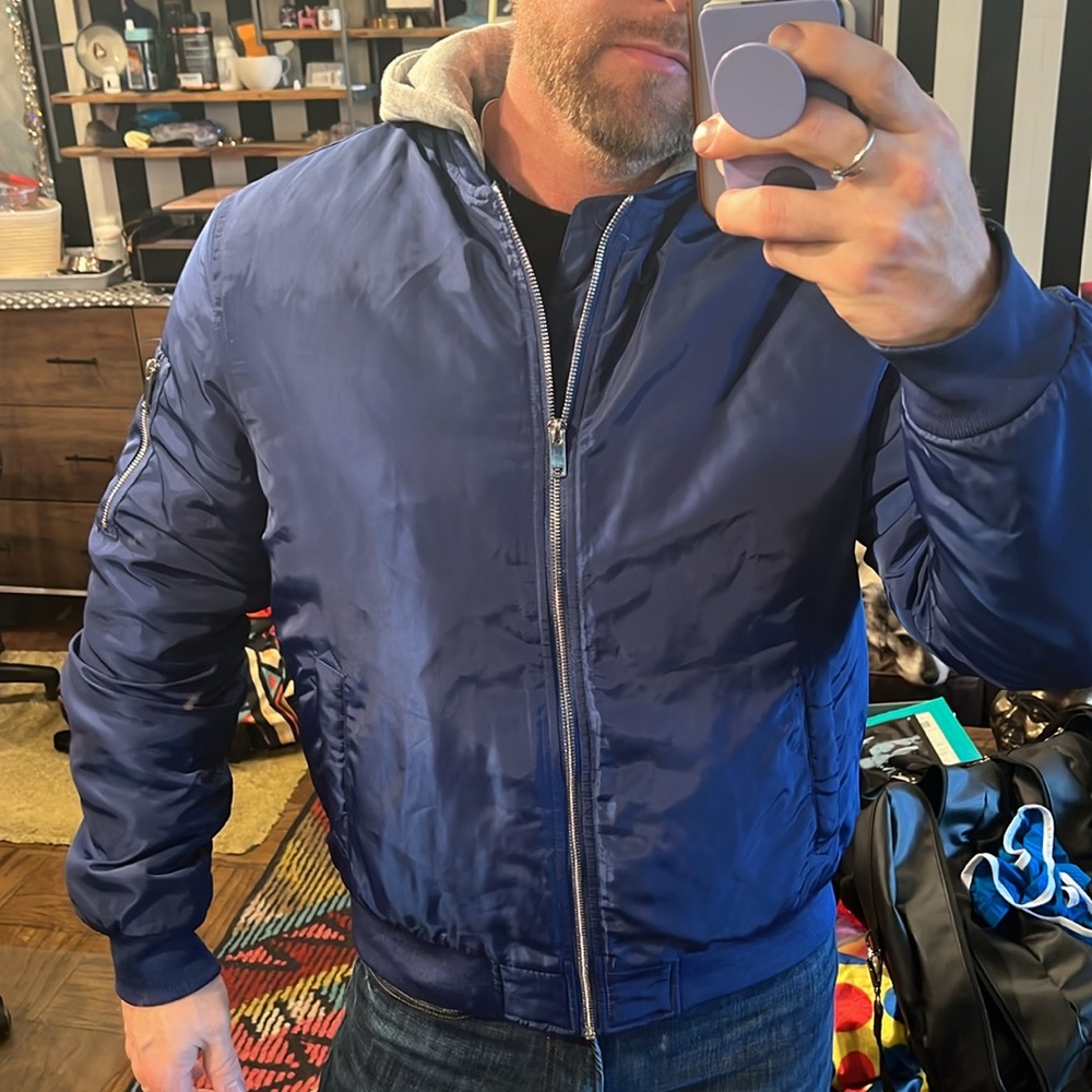 Men’s size Large Forever 21 navy hooded Jacket
